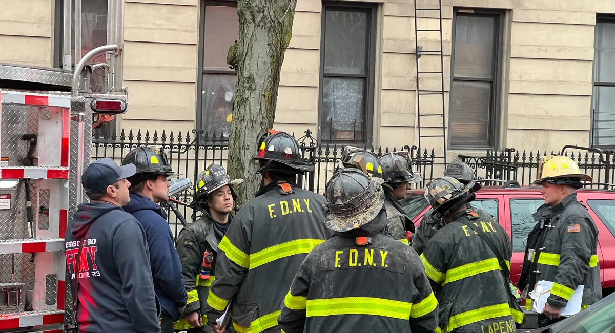 1 person killed and 17 injured in Harlem fire: FDNY